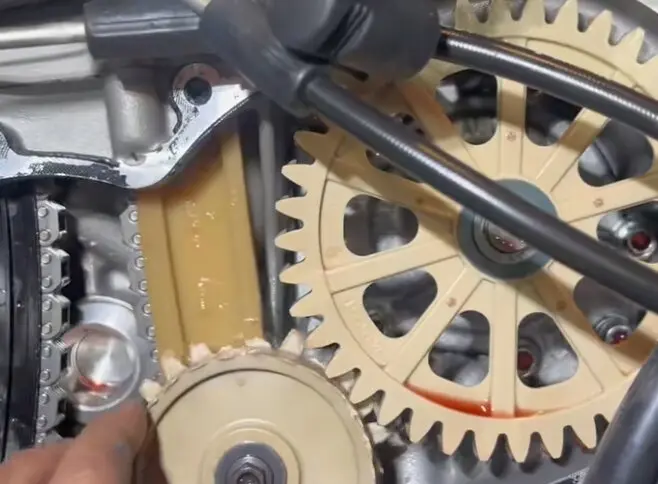 Los piñones de la Ducati