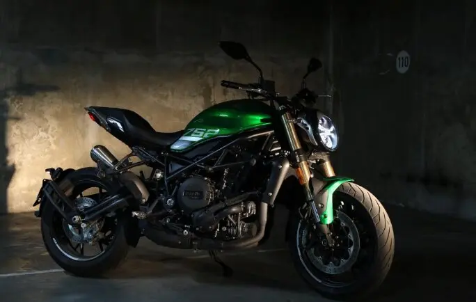 Benelli 752S