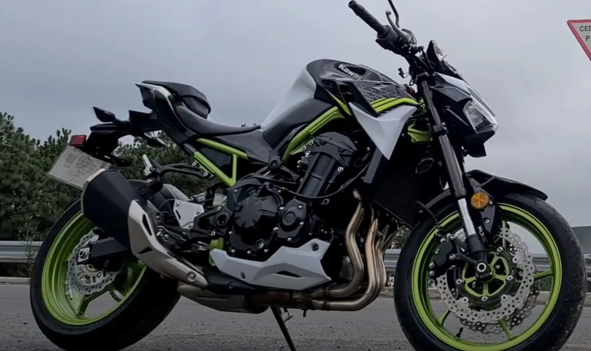 Kawasaki Z900