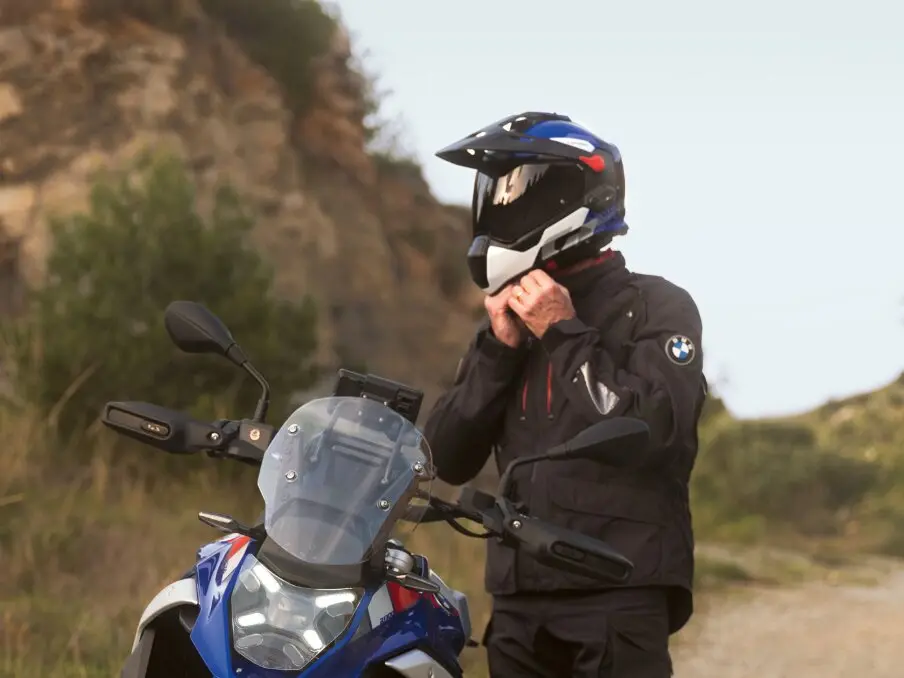 Casco BMW