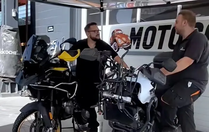 Comparativa entre BMW y Suzuki