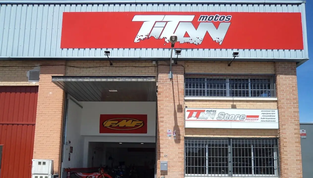 Motos Titán