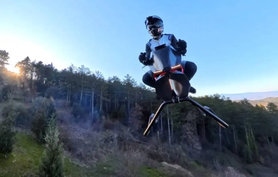 Moto voladora Volonaut Airbike