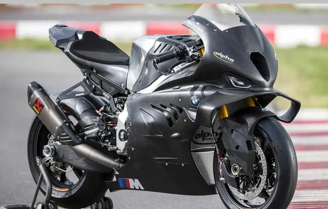 BMW M 1000 RR