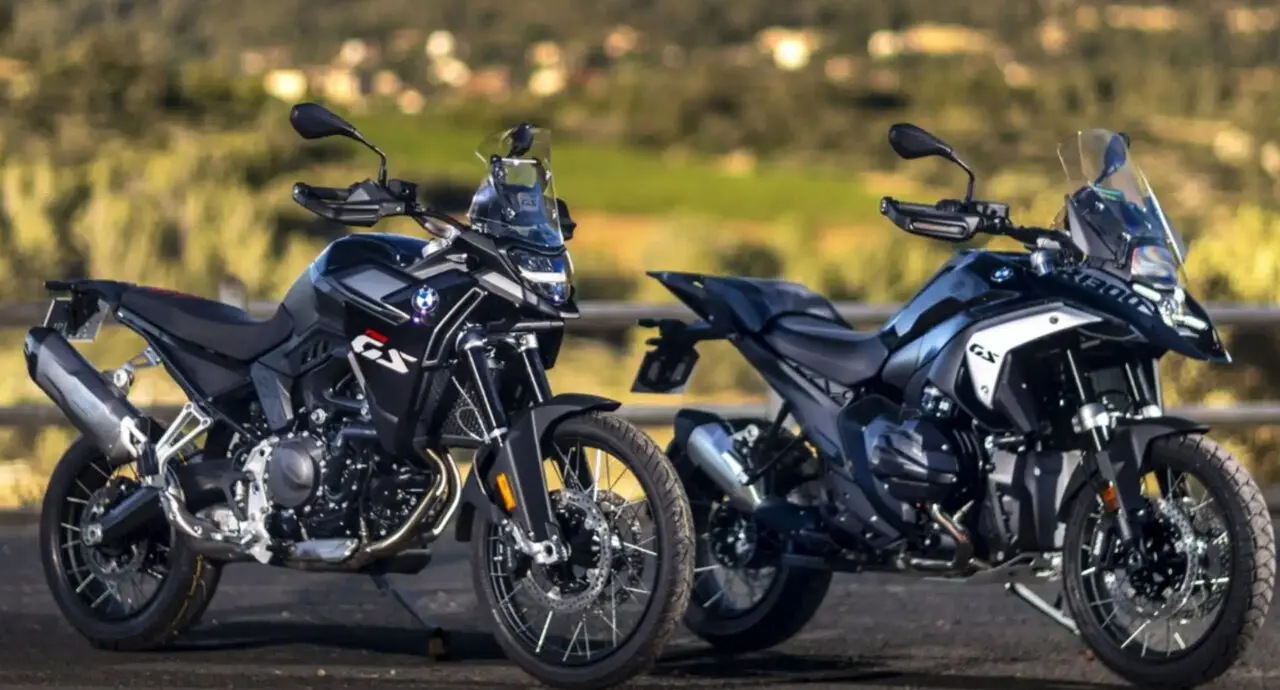 Las BMW GS Dark Edition. Foto: Lerepairedesmotards.
