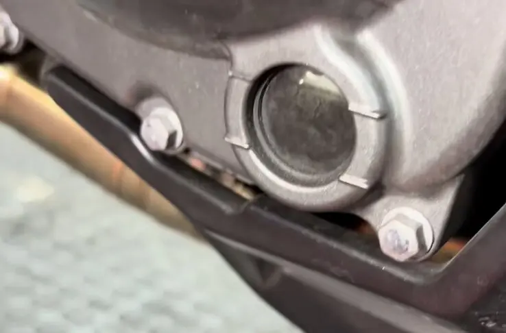 El nivel de aceite de la Kawasaki Z900