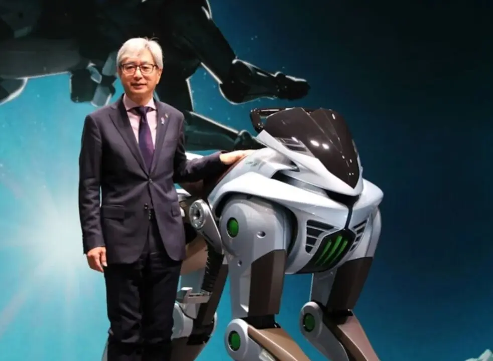 Kawasaki y la presentaci&oacute;n de su Corleo, el caballo robot.