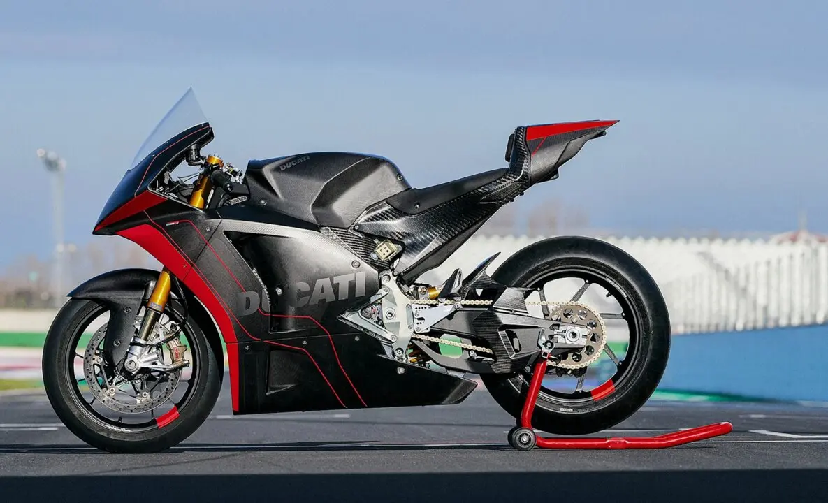 Ducati V21L