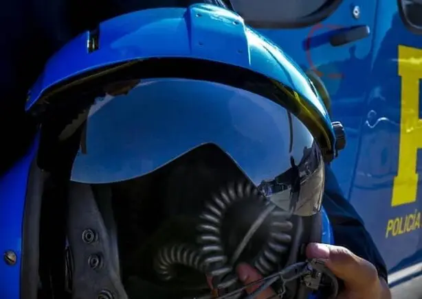 Casco de helicóptero