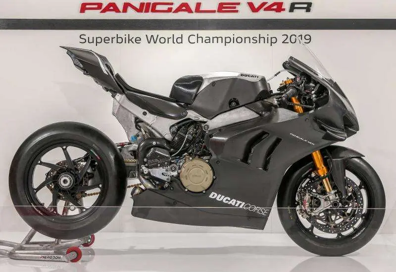Ducati Panigale V4 R
