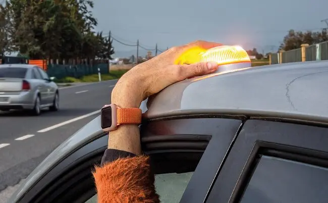 Luz de emergencia V-16