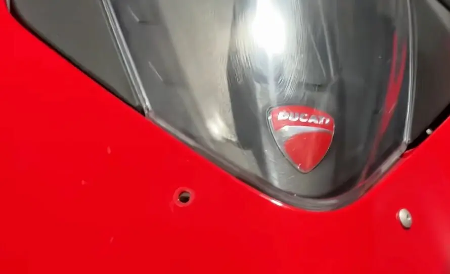 Ducati Panigale V2 sin el tornillo