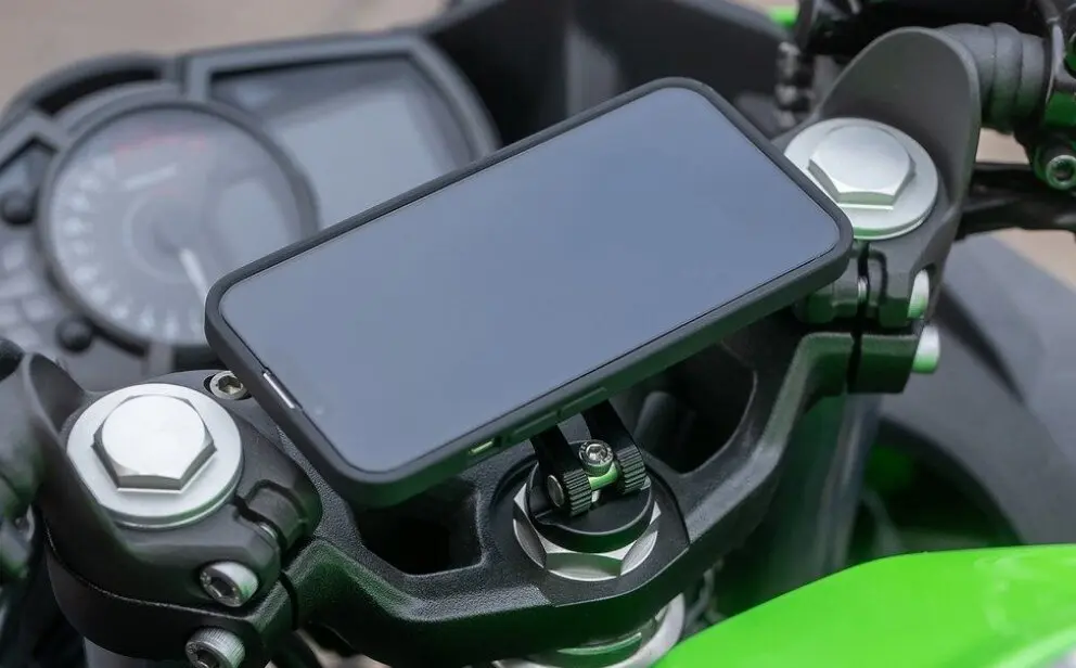 Soporte de móvil para moto.