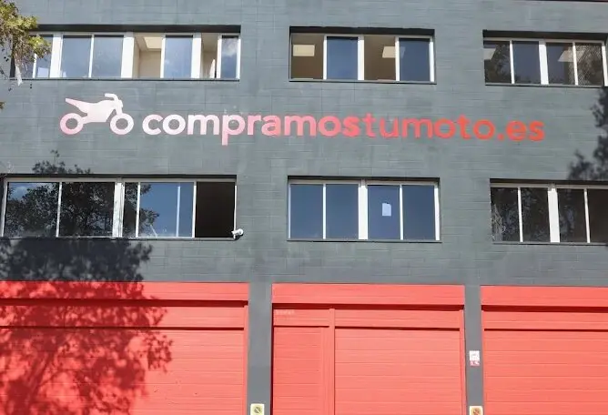 Compramostumoto.es