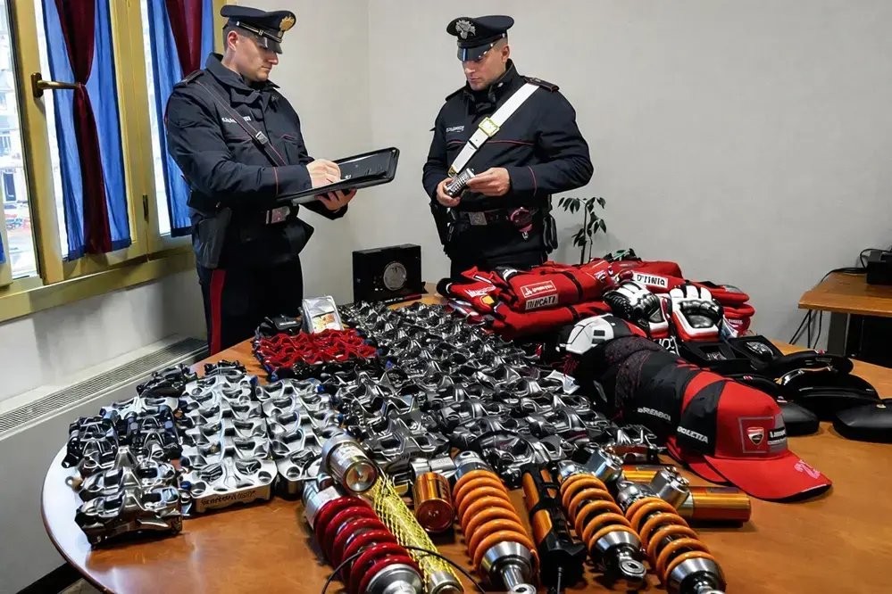 El bot&iacute;n de Ducati