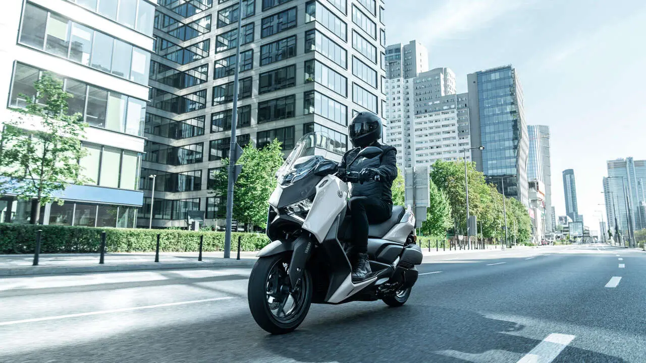 Yamaha XMax 300 Tech Max