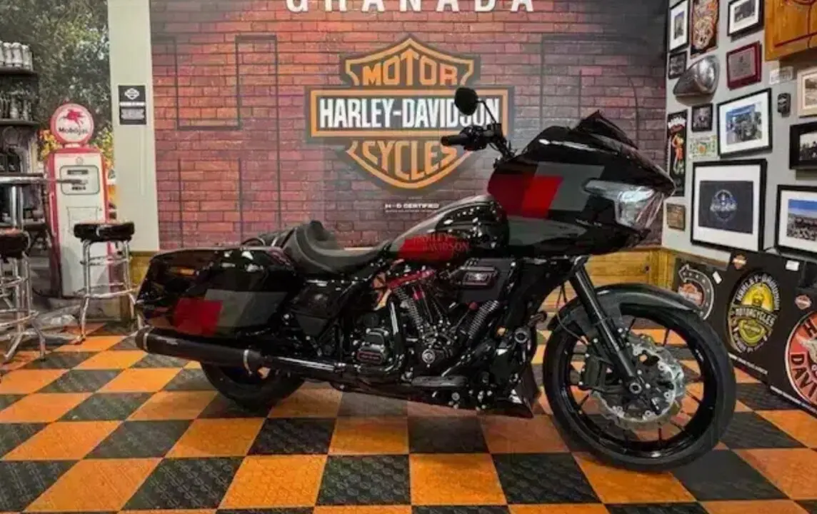 HARLEY-DAVIDSON ROAD GLIDE CVO ST 121 &ndash; A&Ntilde;O 2025