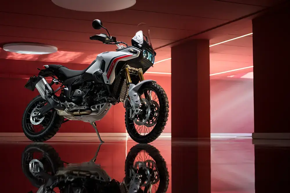 2026_ducati_desert_x_114_preview