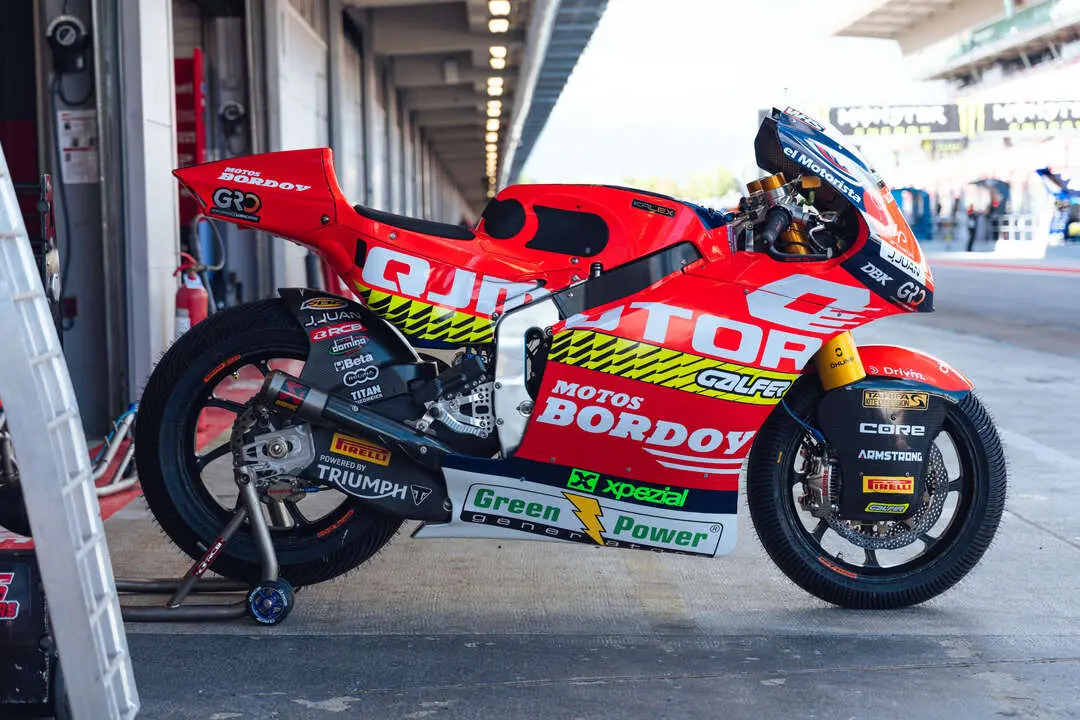 qj-motor-srk-800-srk-921-moto-gp-montmeló-catalunya-hospitality  (3)