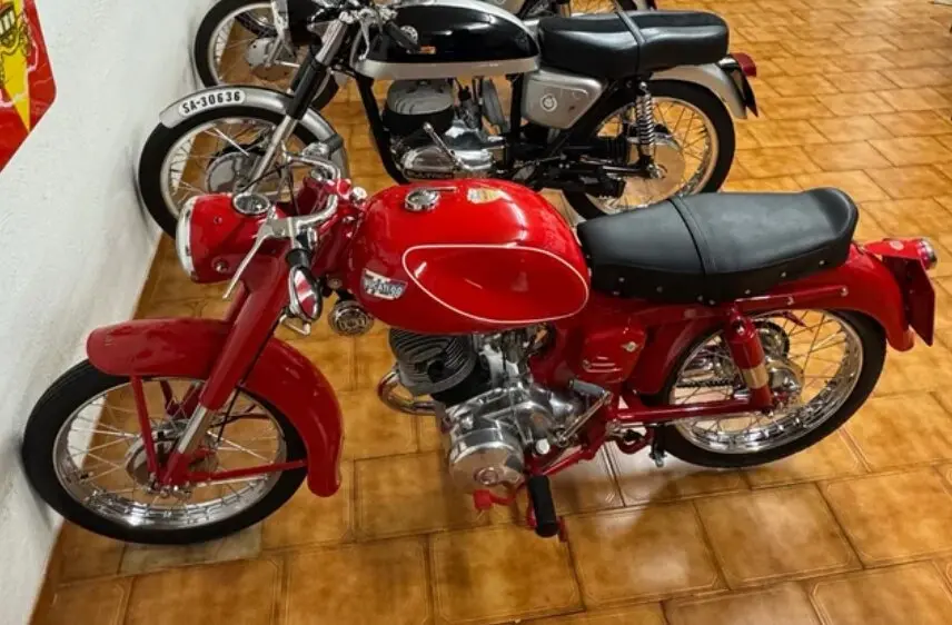 La colecci&oacute;n de motos cl&aacute;sicas