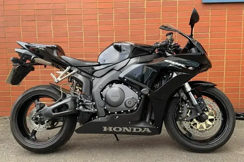 2007-honda-cbr-1000rr-fireblade-685c54311c311
