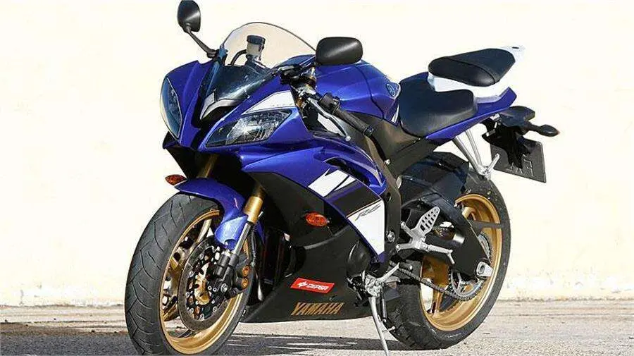 Yamaha R6R