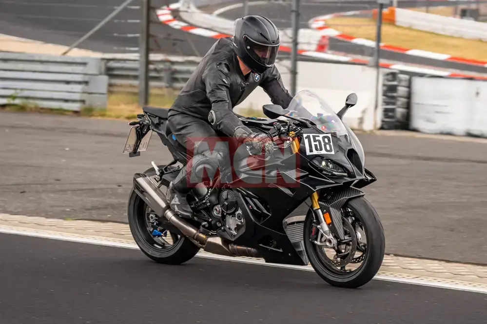 bmw-s1000rr-spy-01