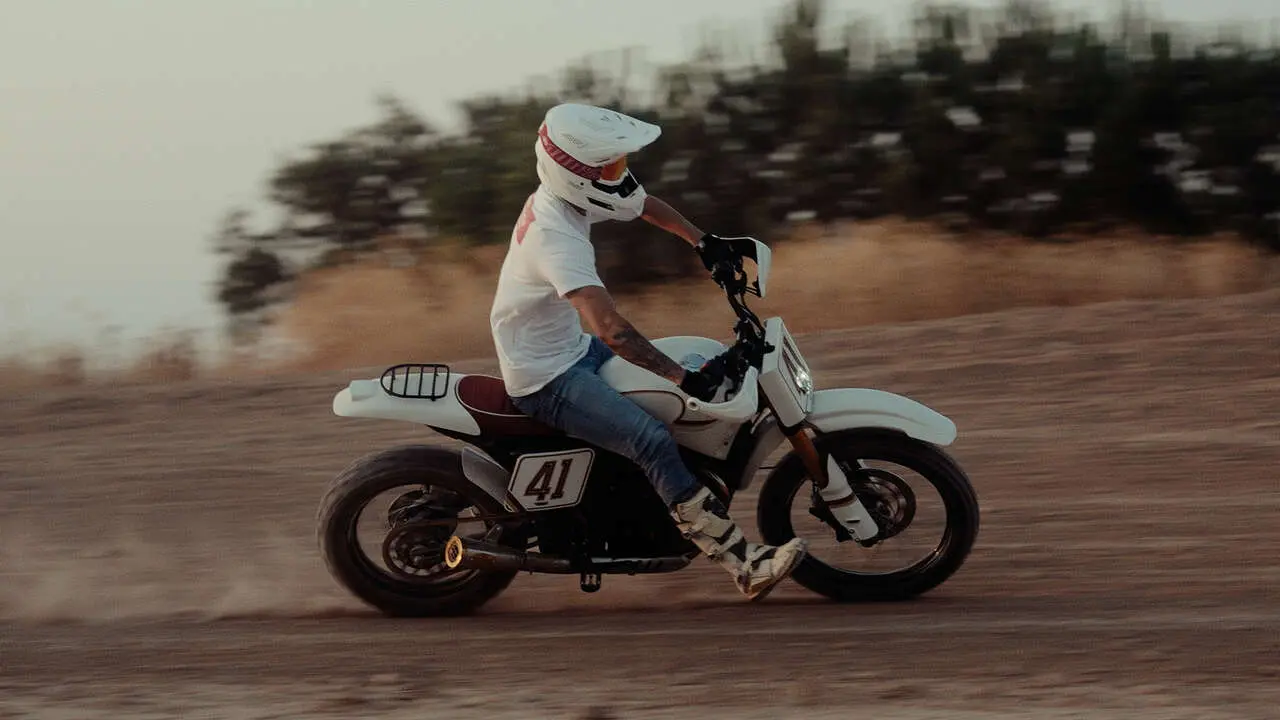 Triumph Tamarit