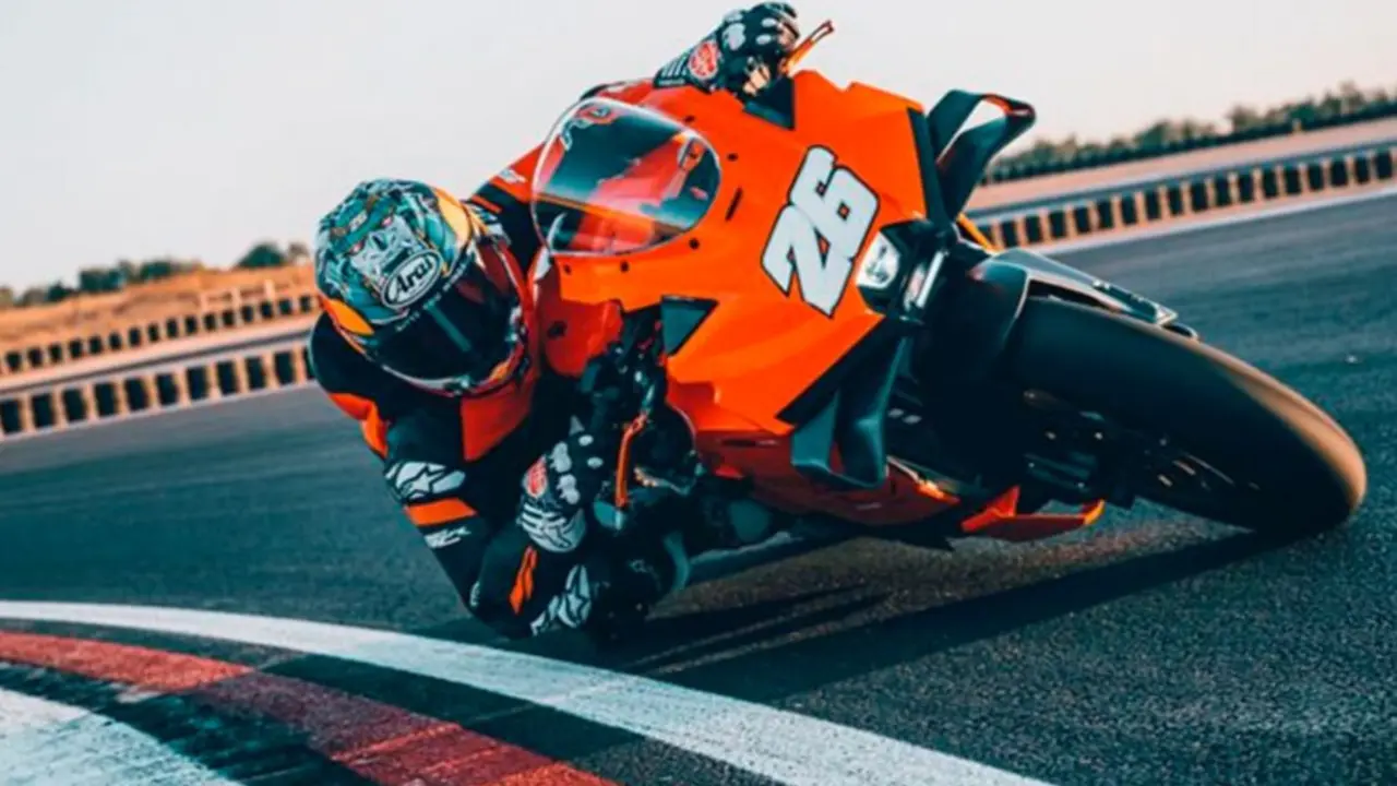 KTM 990 RC R 2025