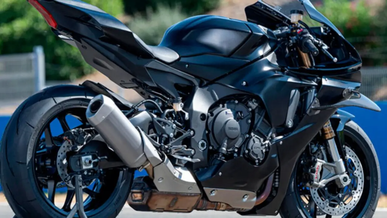Yamaha R1