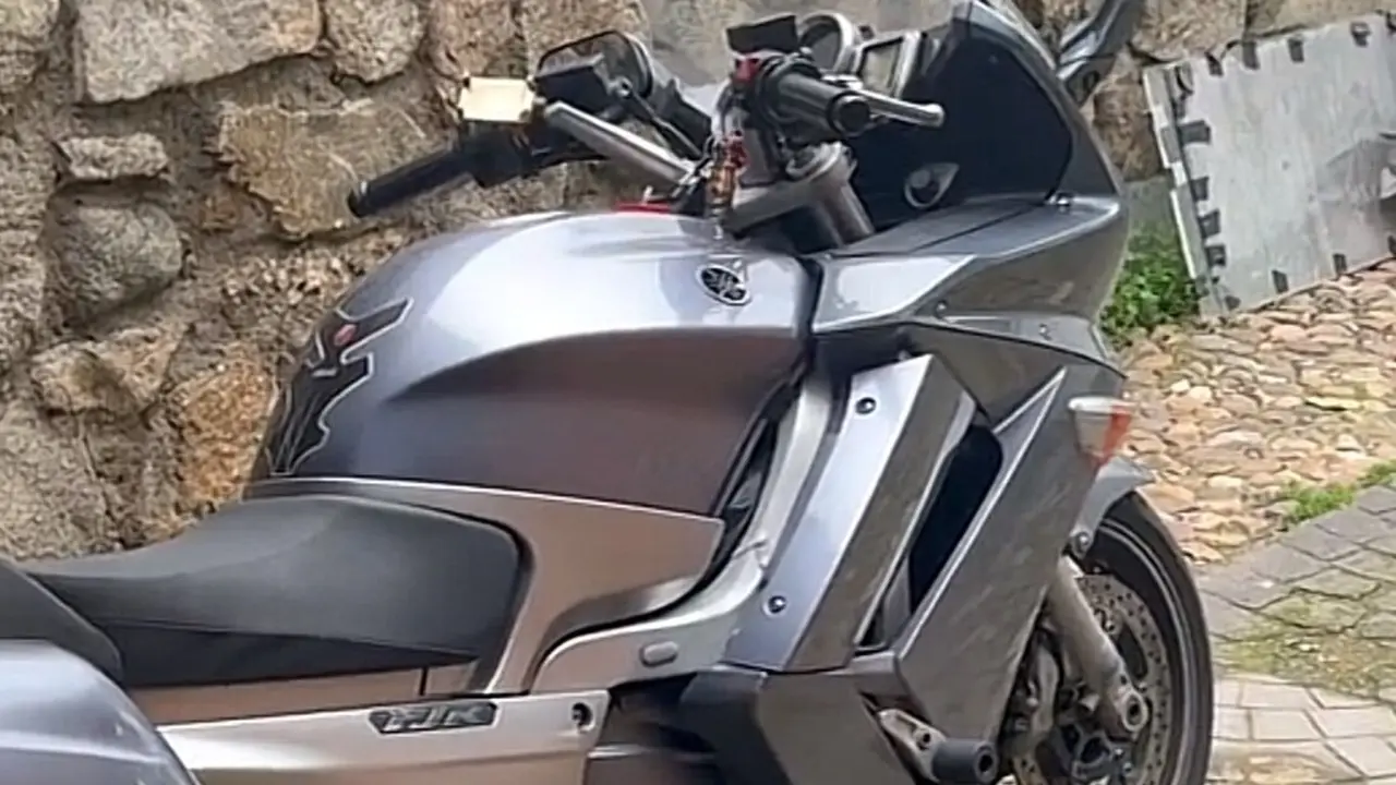 Yamaha FJR 1300