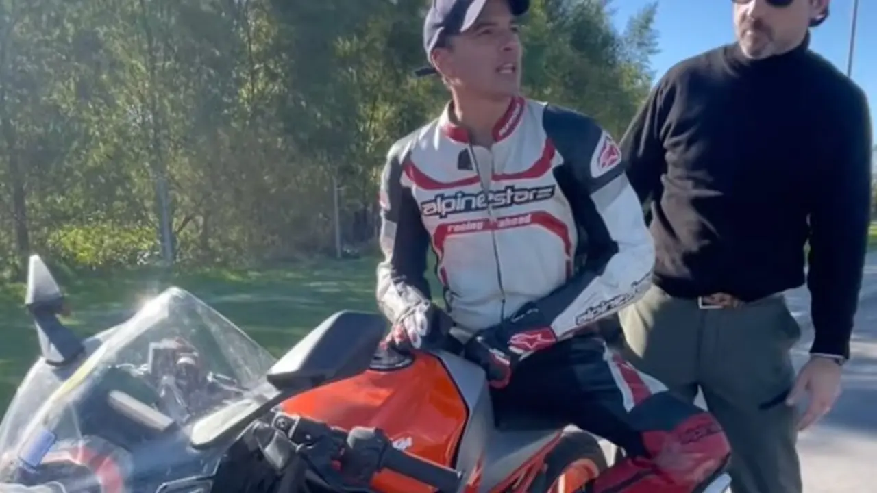 Tocar rodilla con el piloto