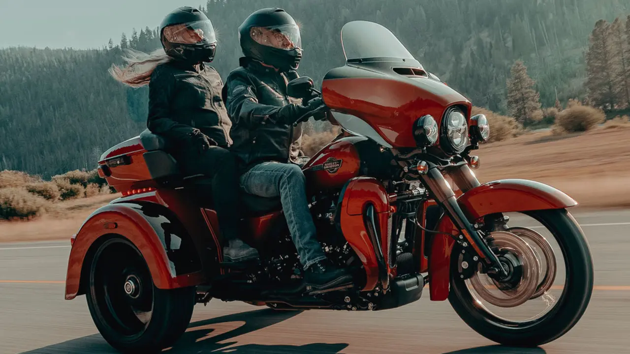 2025-tri-glide-ultra-gallery-3