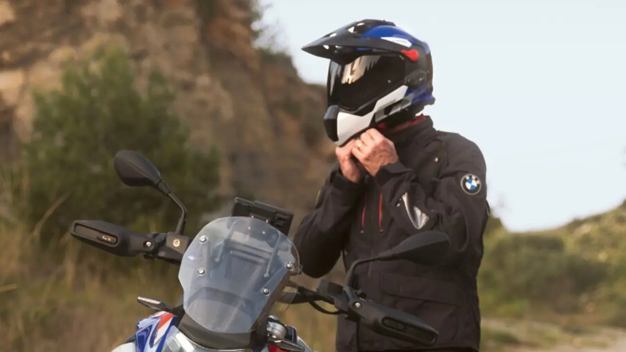 Casco BMW