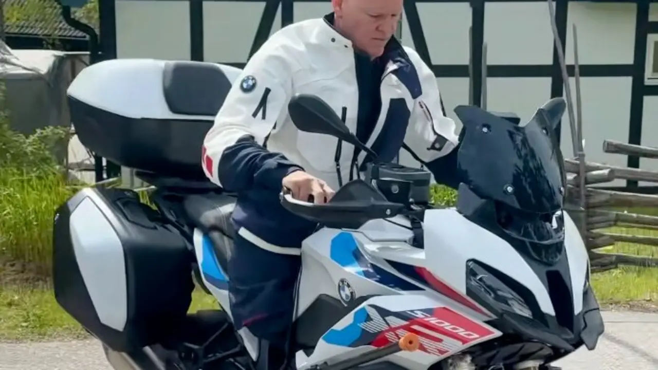 Joacim Boive y su BMW S 1000 XR