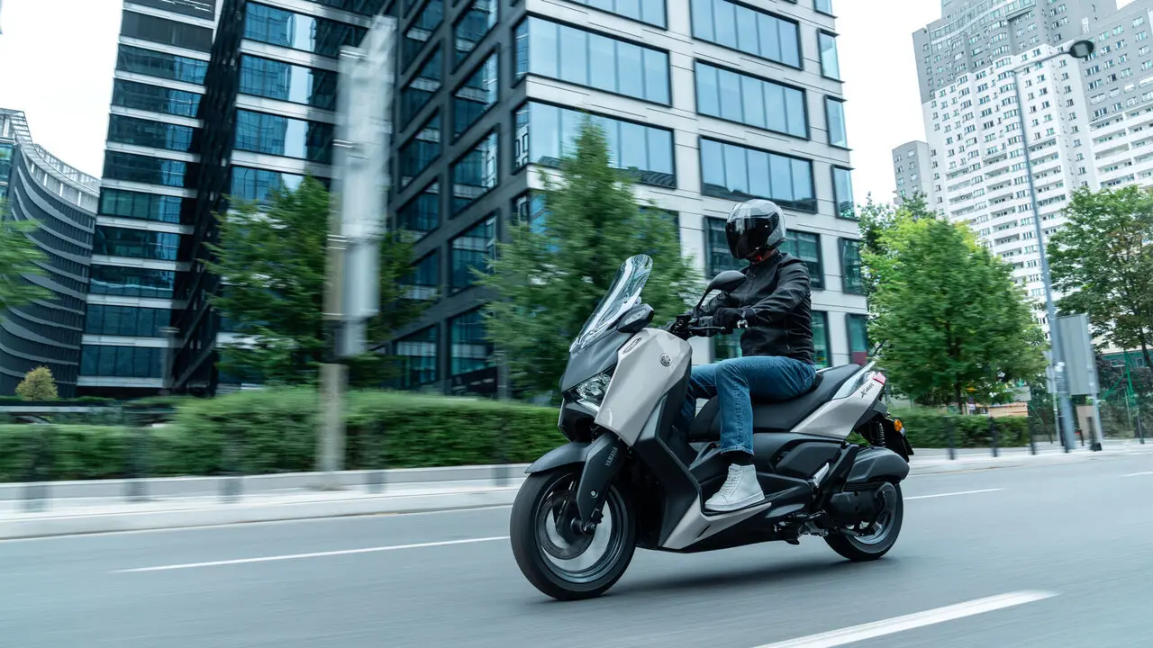 Yamaha Xmax 125