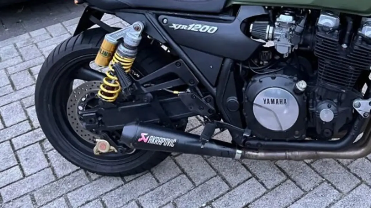 Escape Akrapovic