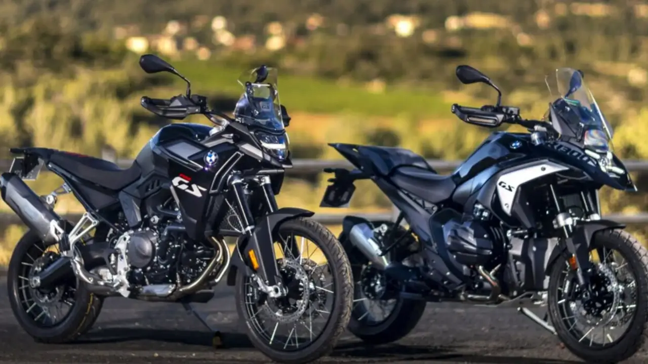 Las BMW GS Dark Edition. Foto: Lerepairedesmotards.