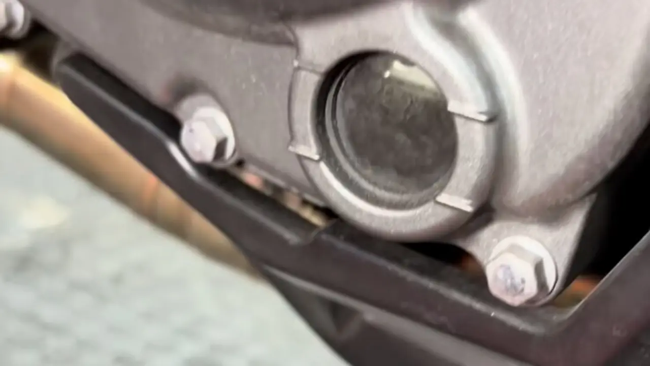 El nivel de aceite de la Kawasaki Z900