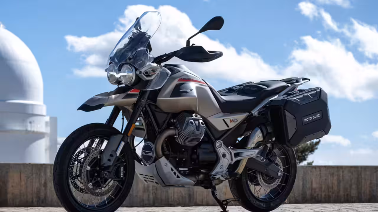 Moto Guzzi V85TT Travel
