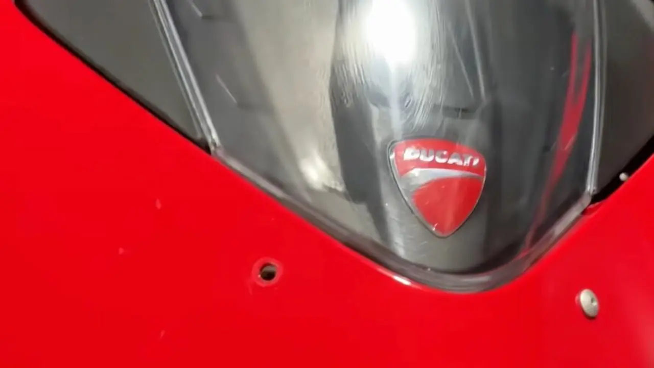 Ducati Panigale V2 sin el tornillo