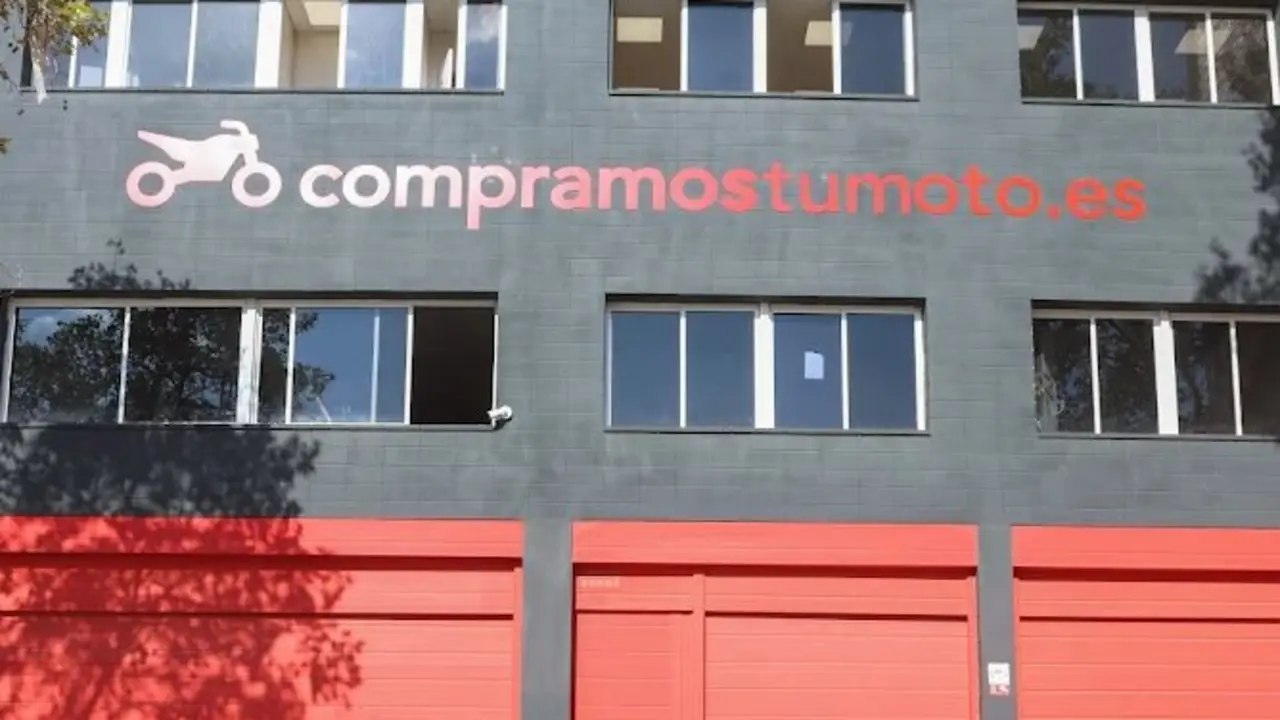 Compramostumoto.es