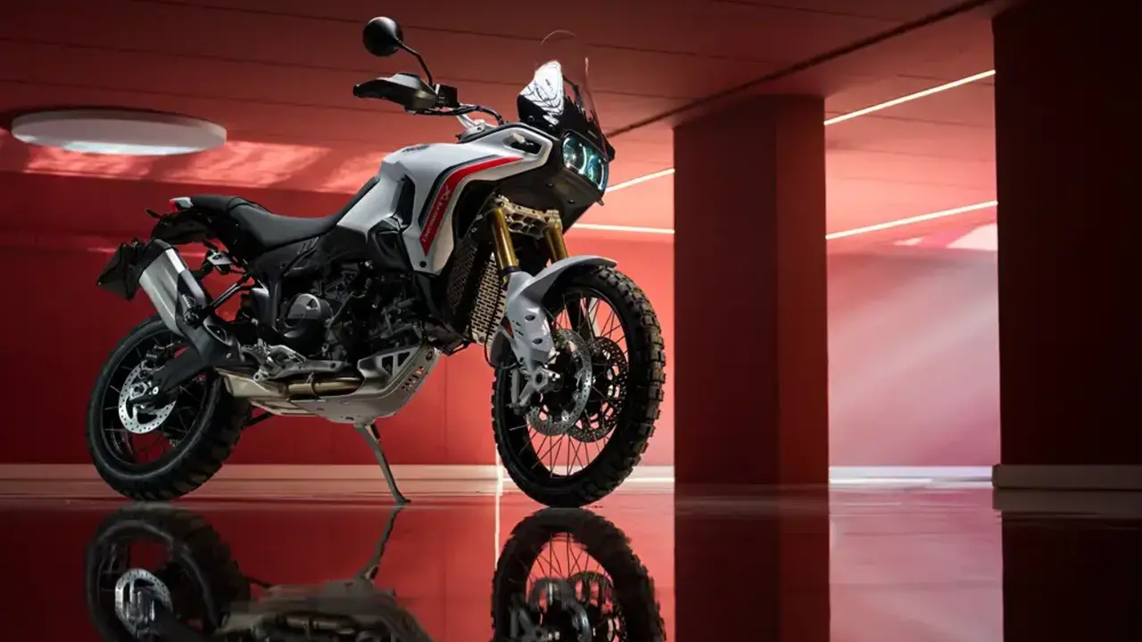 2026_ducati_desert_x_114_preview