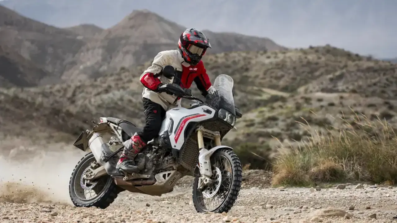 2026_ducati_desert_x_85_preview