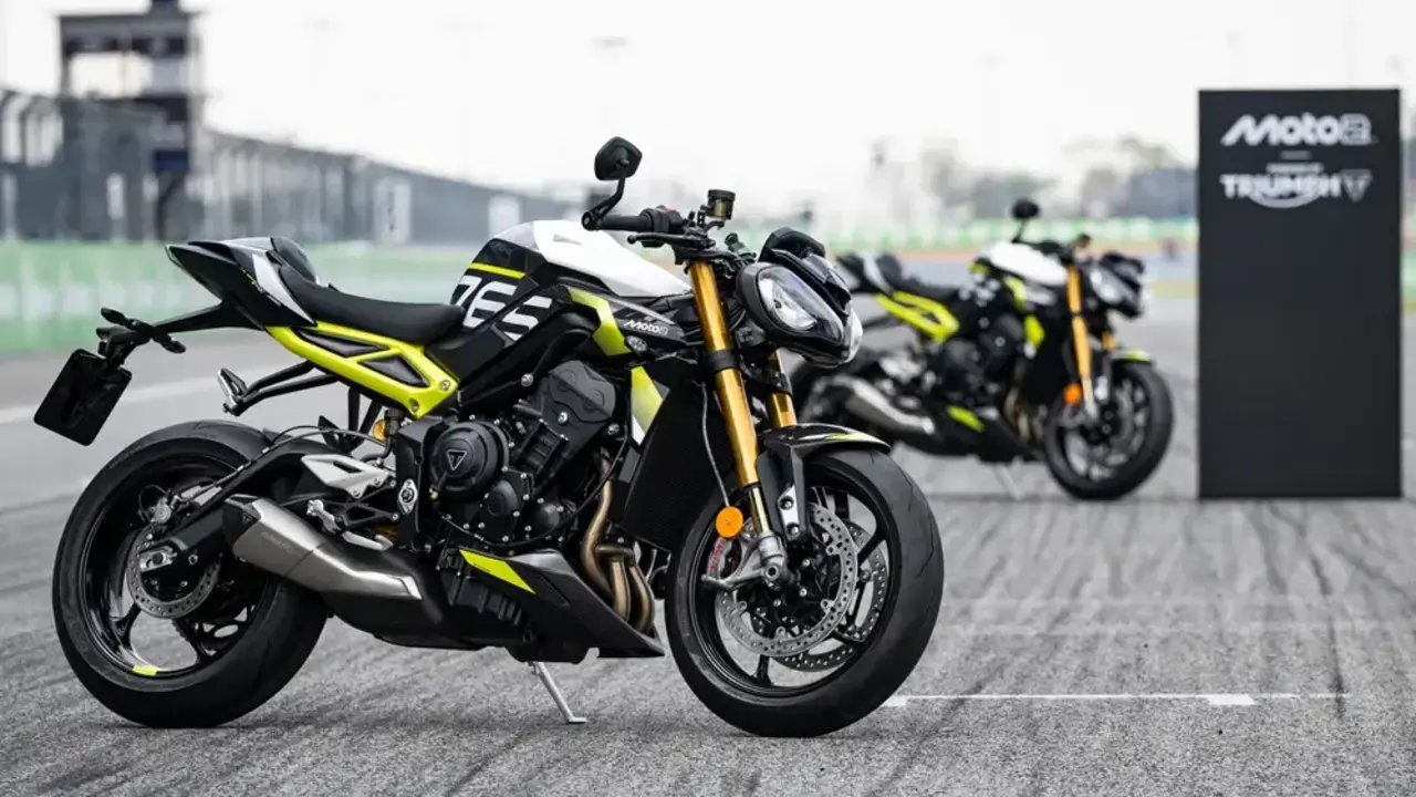 Triumph Street Triple Trophy