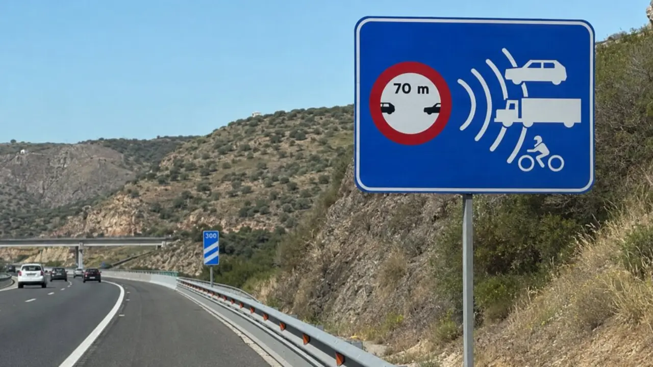 La DGT y su nueva se&ntilde;al