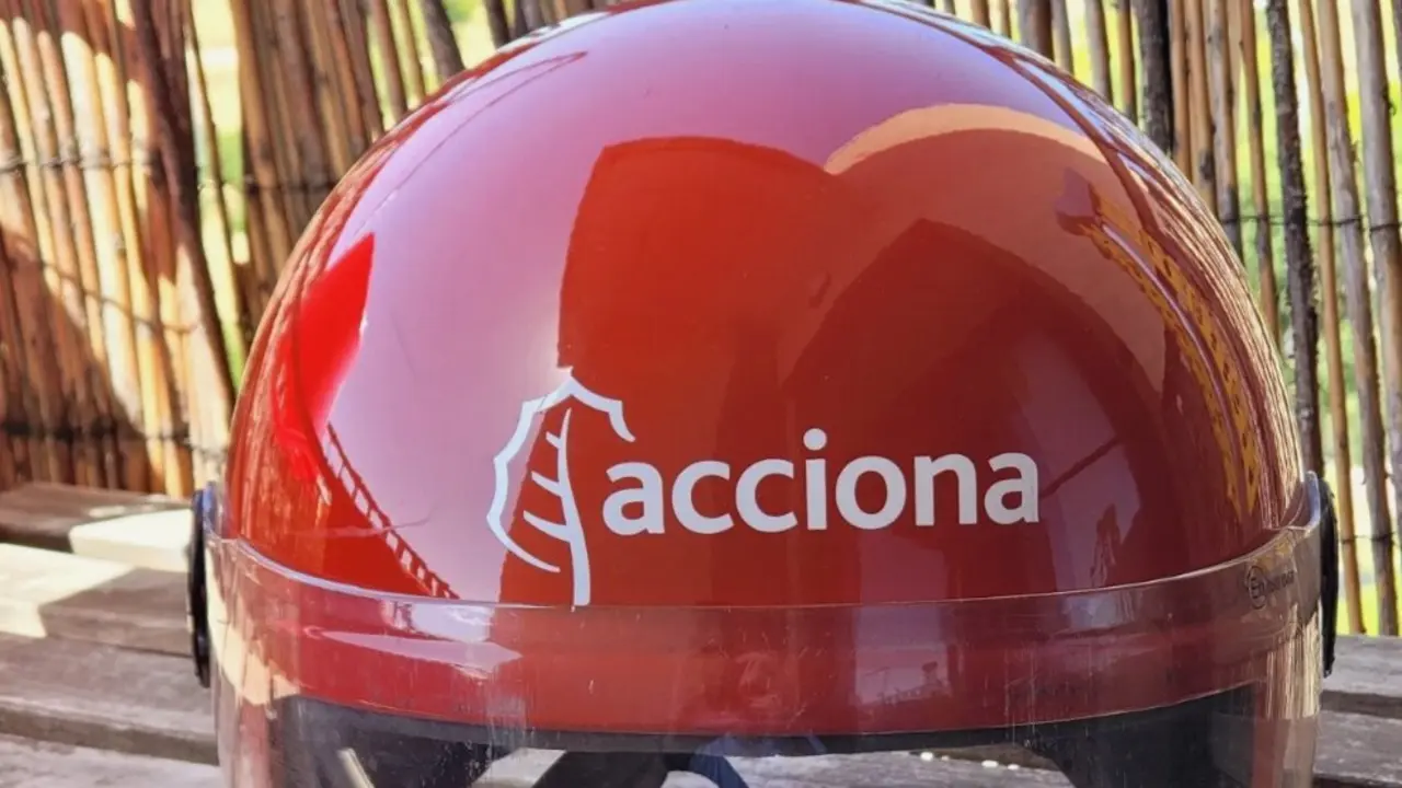 Cascos Acciona