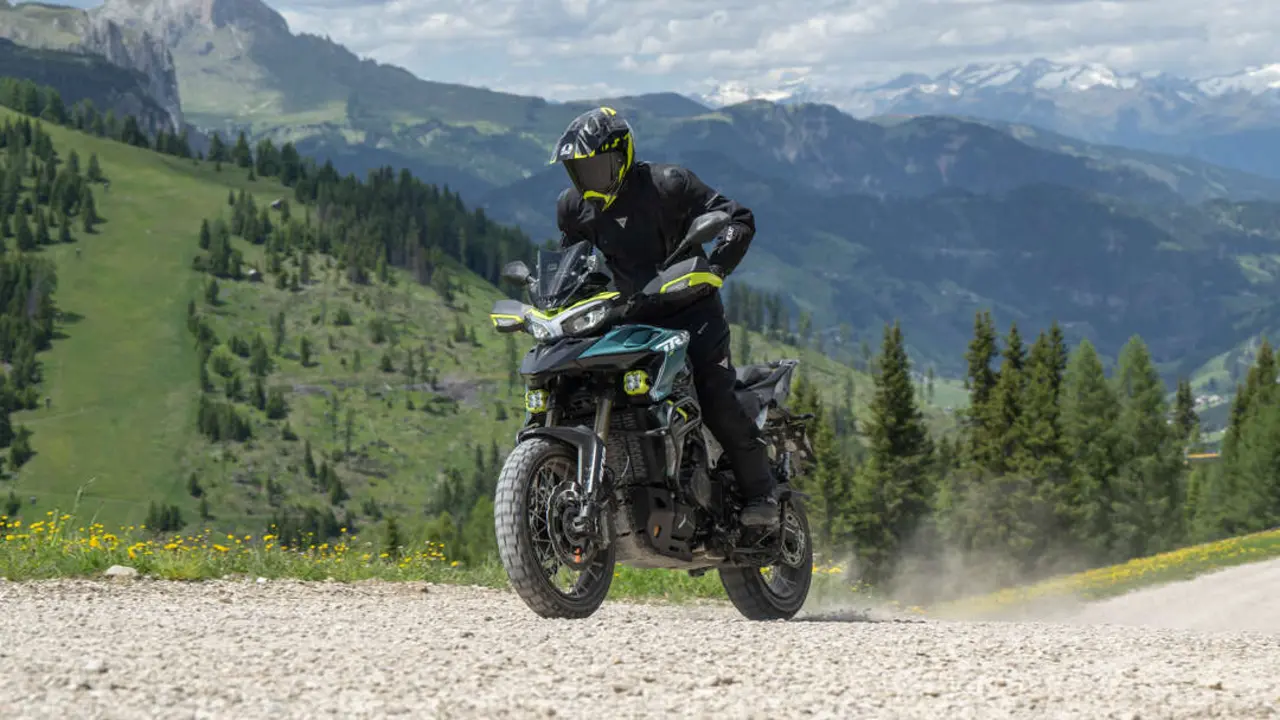 Benelli TRK 902 Xplorer