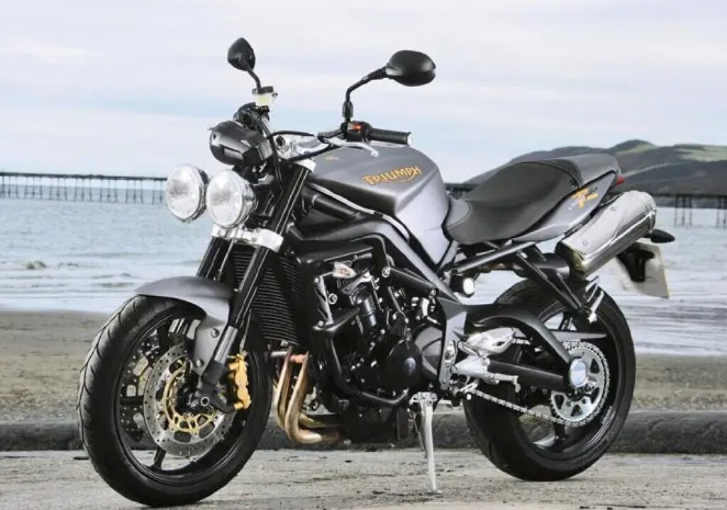 Triumph Street Triple R