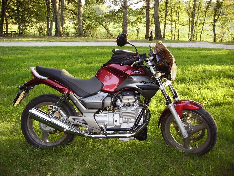 Moto Guzzi Breva